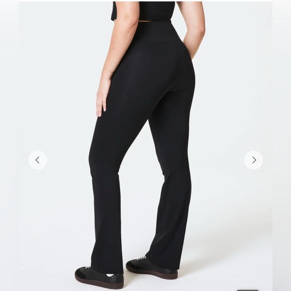 SPANX Booty Boost Flare Pant, Black, Size Large Petite, Like New - Picture 3 of 9